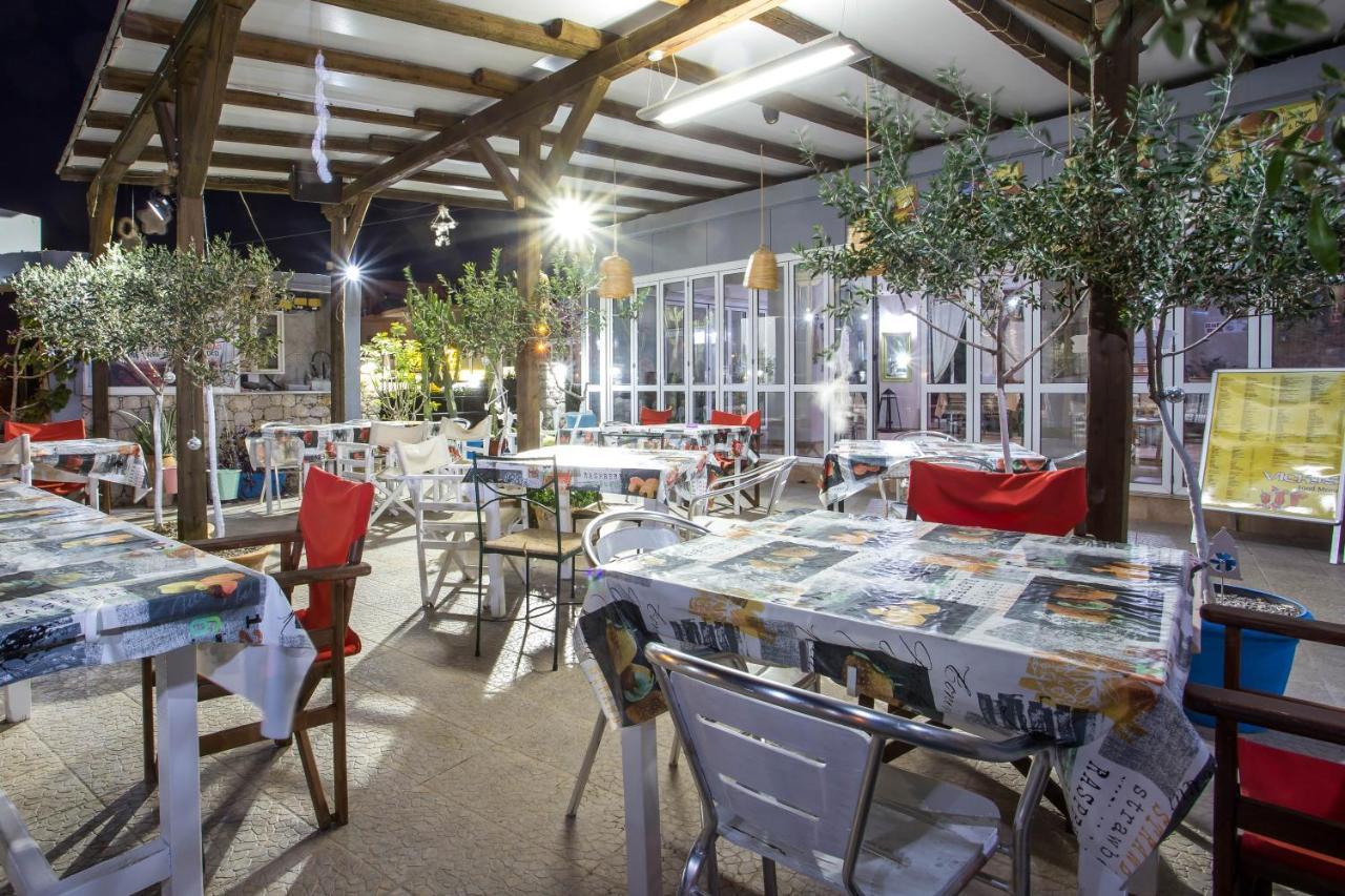 Vickys Studios Faliraki Rhodes City Exterior foto