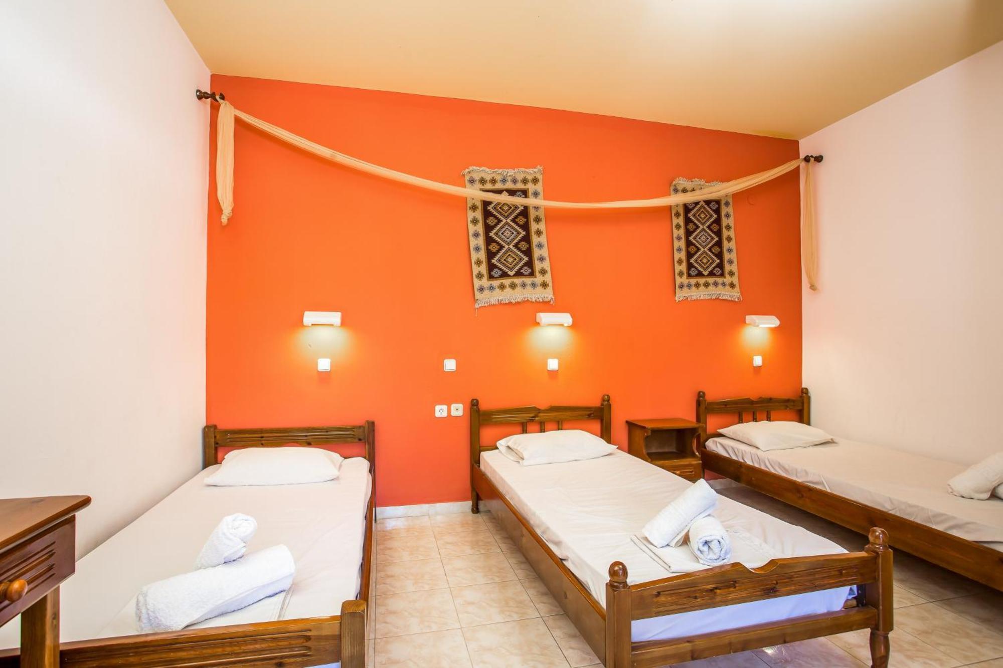 Vickys Studios Faliraki Rhodes City Exterior foto